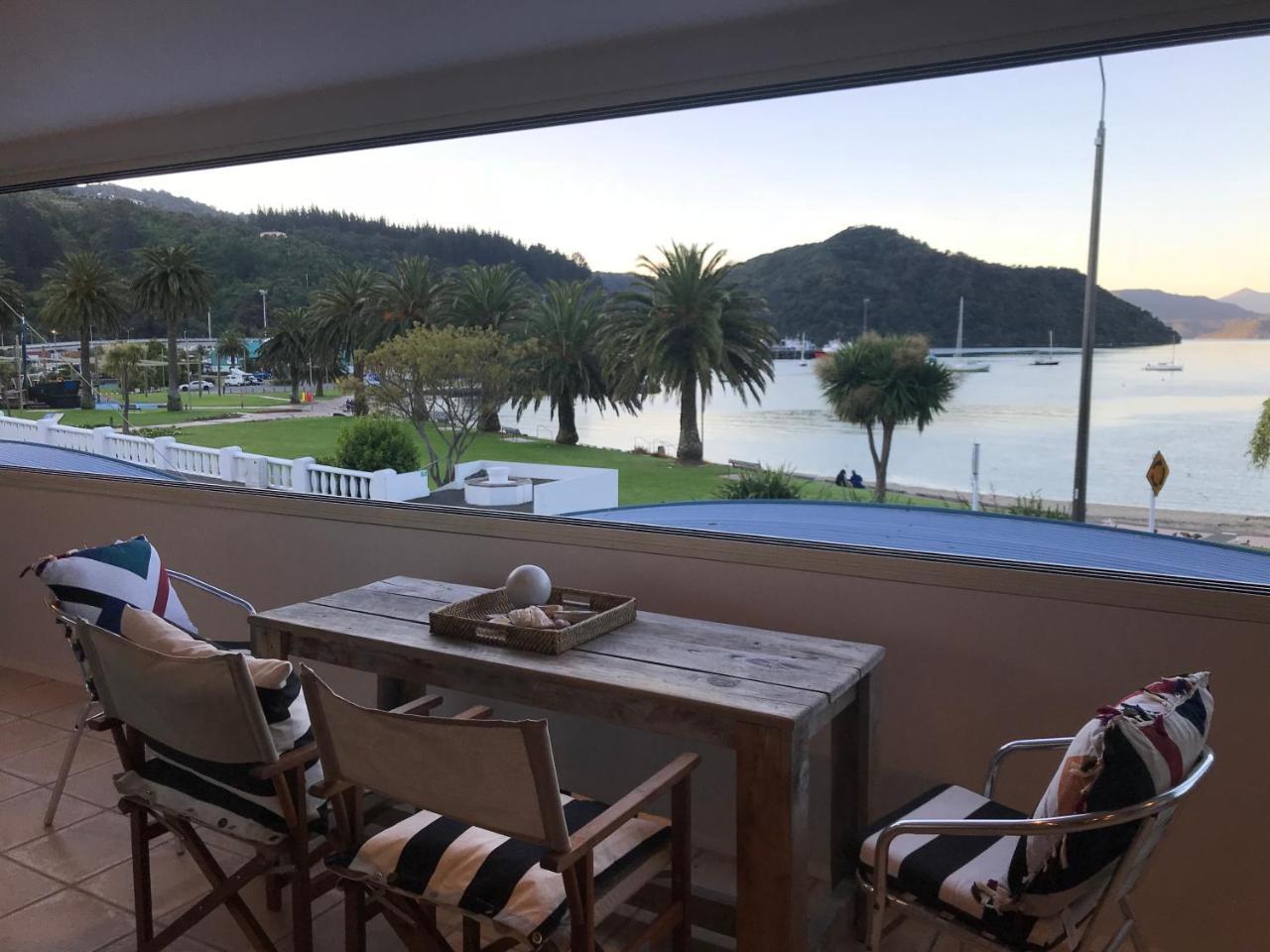 Perano On The Quay Picton Exterior foto